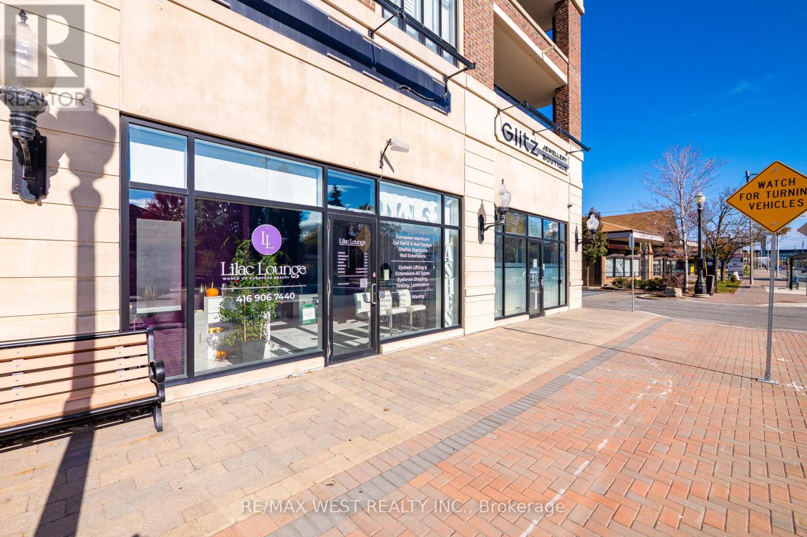 7 - 2396 Major Mackenzie Drive W, Vaughan, Ontario  L6A 4Y1 - Photo 7 - N12496560