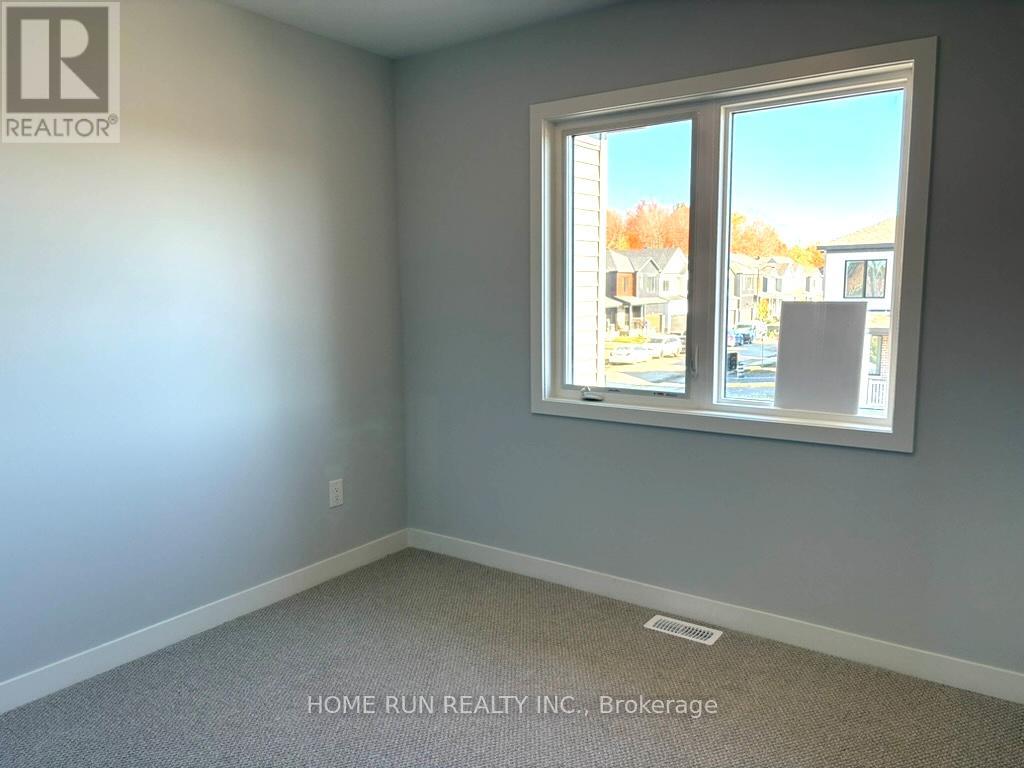 109 Tonic Crescent, Ottawa, Ontario  K2K 0N1 - Photo 15 - X12496632