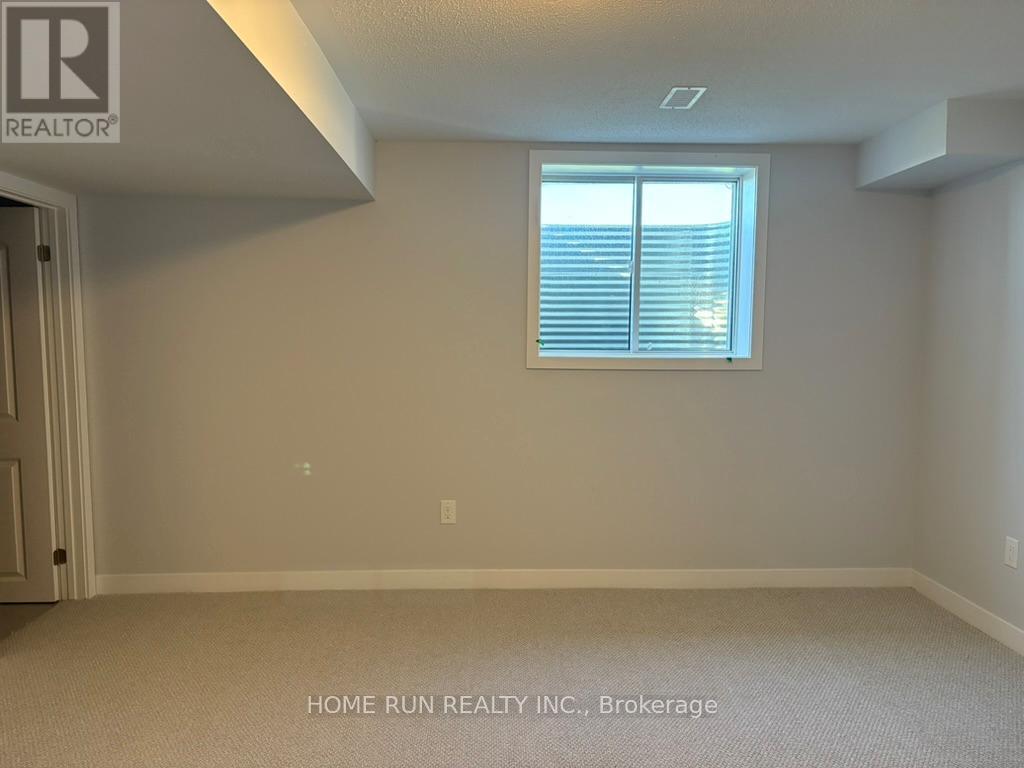 109 Tonic Crescent, Ottawa, Ontario  K2K 0N1 - Photo 16 - X12496632