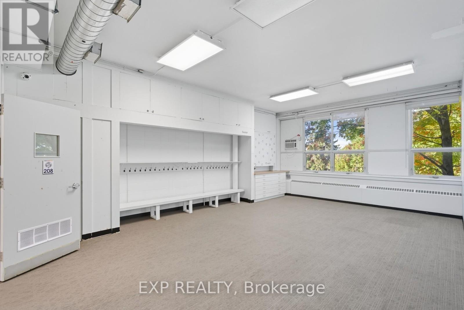 2nd & 3rd Floor - 641 Sladen Avenue, Ottawa, Ontario  K1K 0X4 - Photo 19 - X12496692