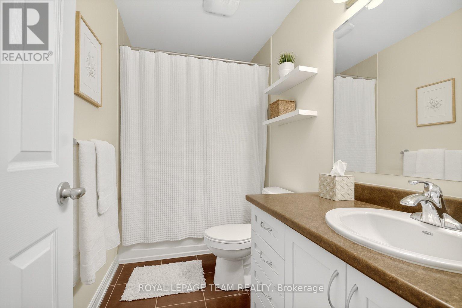 245 Garrity Crescent, Ottawa, Ontario  K2J 3T7 - Photo 17 - X12496760