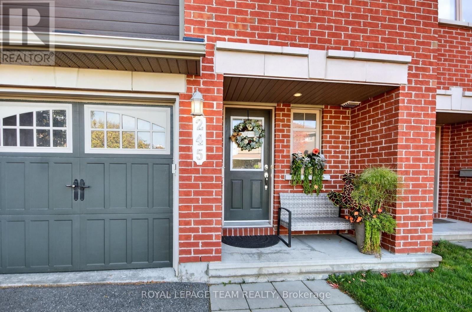 245 Garrity Crescent, Ottawa, Ontario  K2J 3T7 - Photo 2 - X12496760