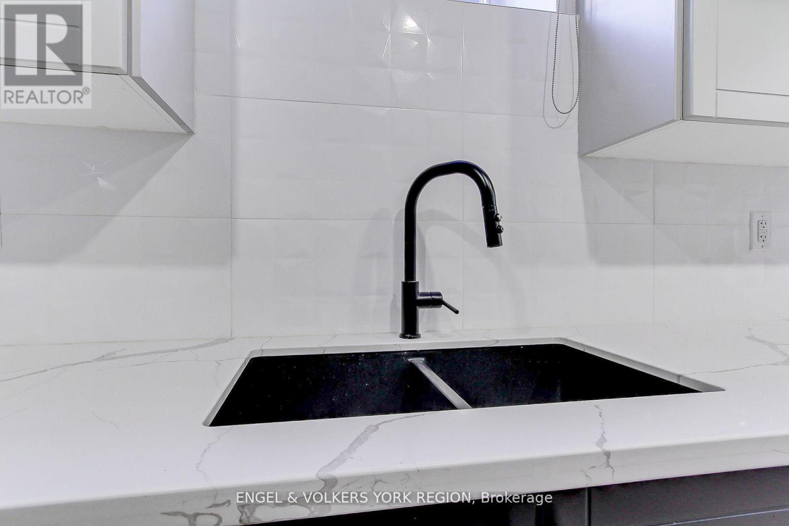 Bsmt - 4 Valley Point Crescent, King, Ontario  L7B 1L4 - Photo 5 - N12496472