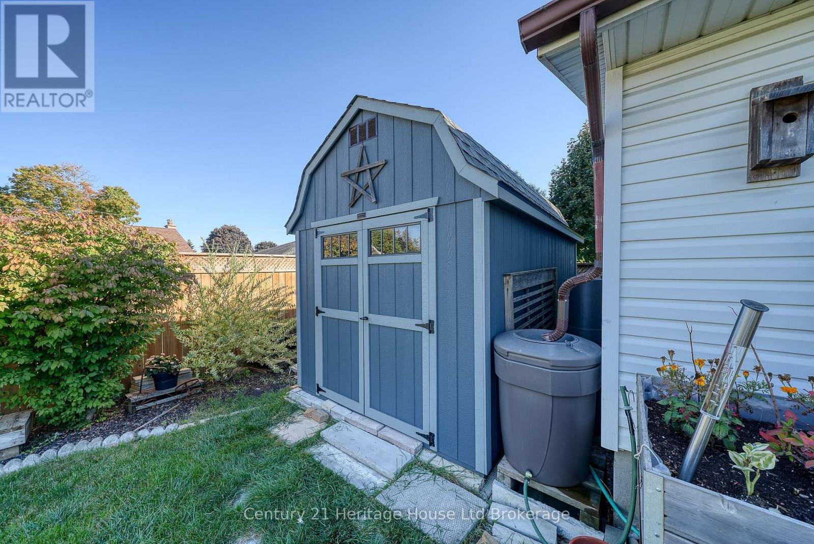 1061 Elora Road, Woodstock (Woodstock - North), Ontario  N4S 5L9 - Photo 8 - X12496834