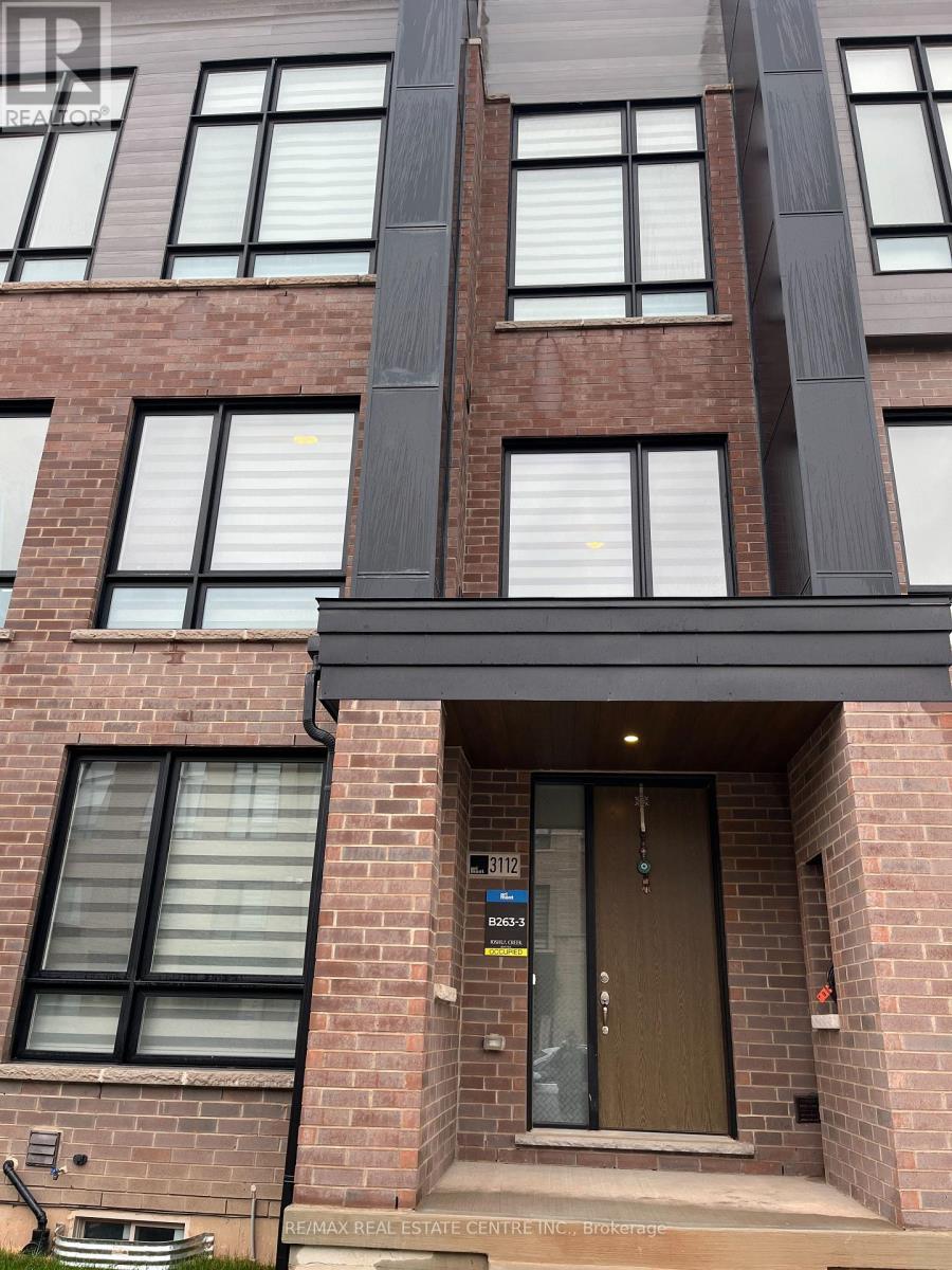 3112 Meadowridge Drive, Oakville, Ontario  L6H 7Z1 - Photo 2 - W12496492