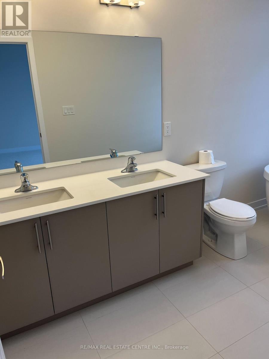 3112 Meadowridge Drive, Oakville, Ontario  L6H 7Z1 - Photo 24 - W12496492