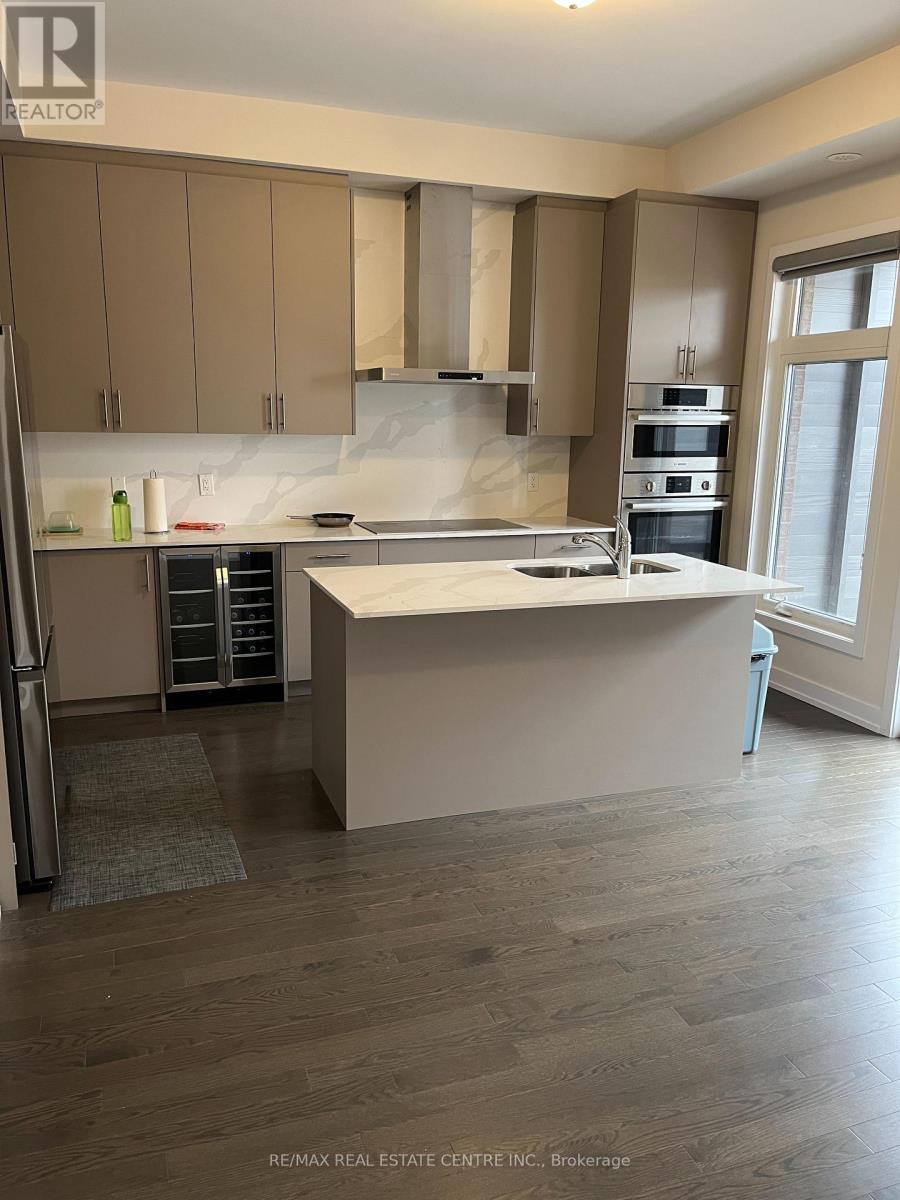 3112 Meadowridge Drive, Oakville, Ontario  L6H 7Z1 - Photo 14 - W12496492