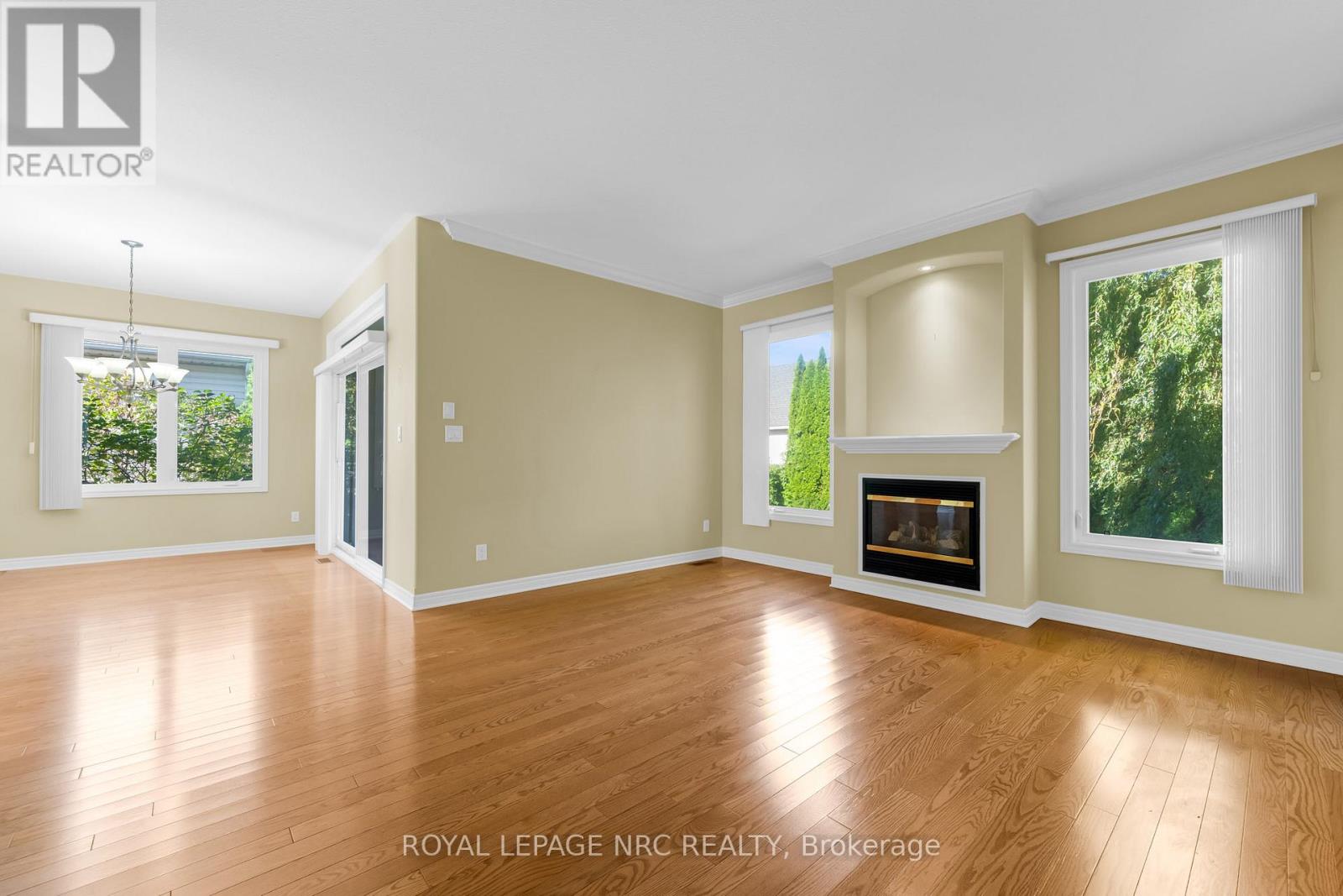 157 Loretta Drive, Niagara-On-The-Lake, Ontario  L0S 1T0 - Photo 15 - X12496678