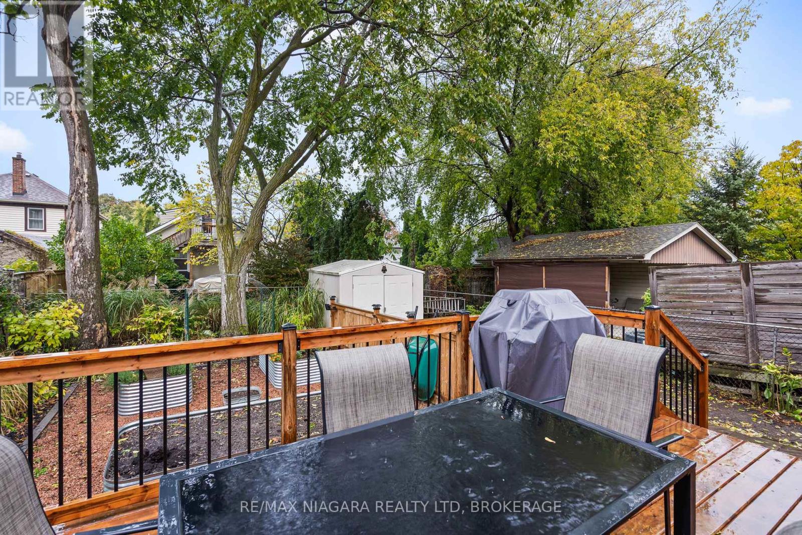 11 Linwood Street, St. Catharines, Ontario  L2R 1H2 - Photo 28 - X12496716