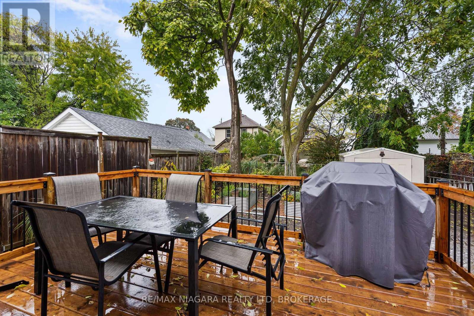 11 Linwood Street, St. Catharines, Ontario  L2R 1H2 - Photo 29 - X12496716