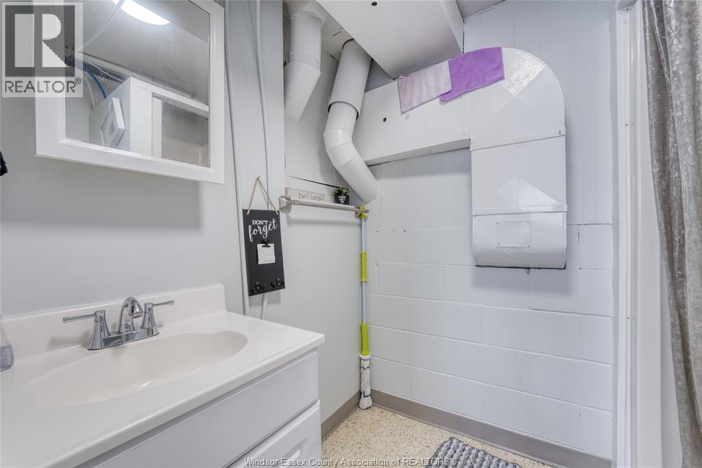 112 Wigle, Leamington, Ontario  N8H 2T2 - Photo 21 - 25027706