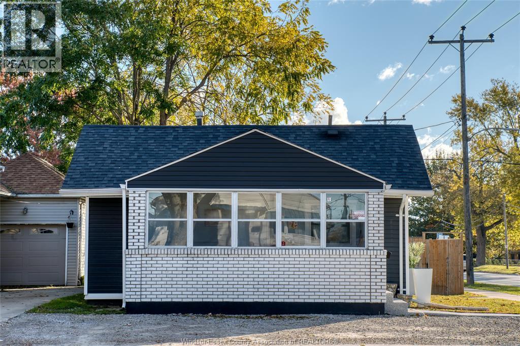 112 Wigle, Leamington, Ontario  N8H 2T2 - Photo 3 - 25027706