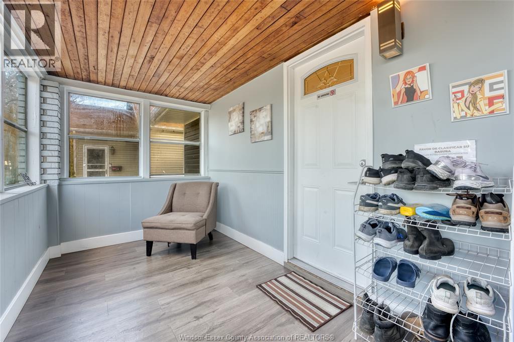 112 Wigle, Leamington, Ontario  N8H 2T2 - Photo 4 - 25027706