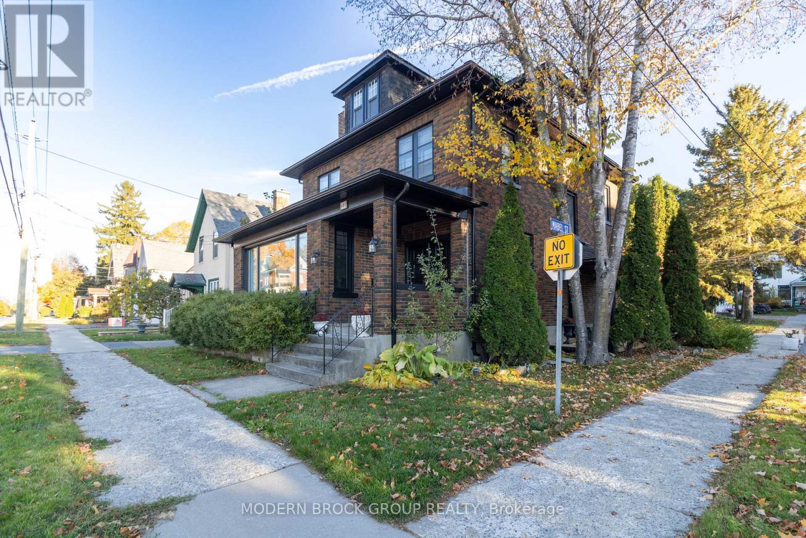 407 King Street W, Brockville, Ontario  K6V 3S8 - Photo 3 - X12496686