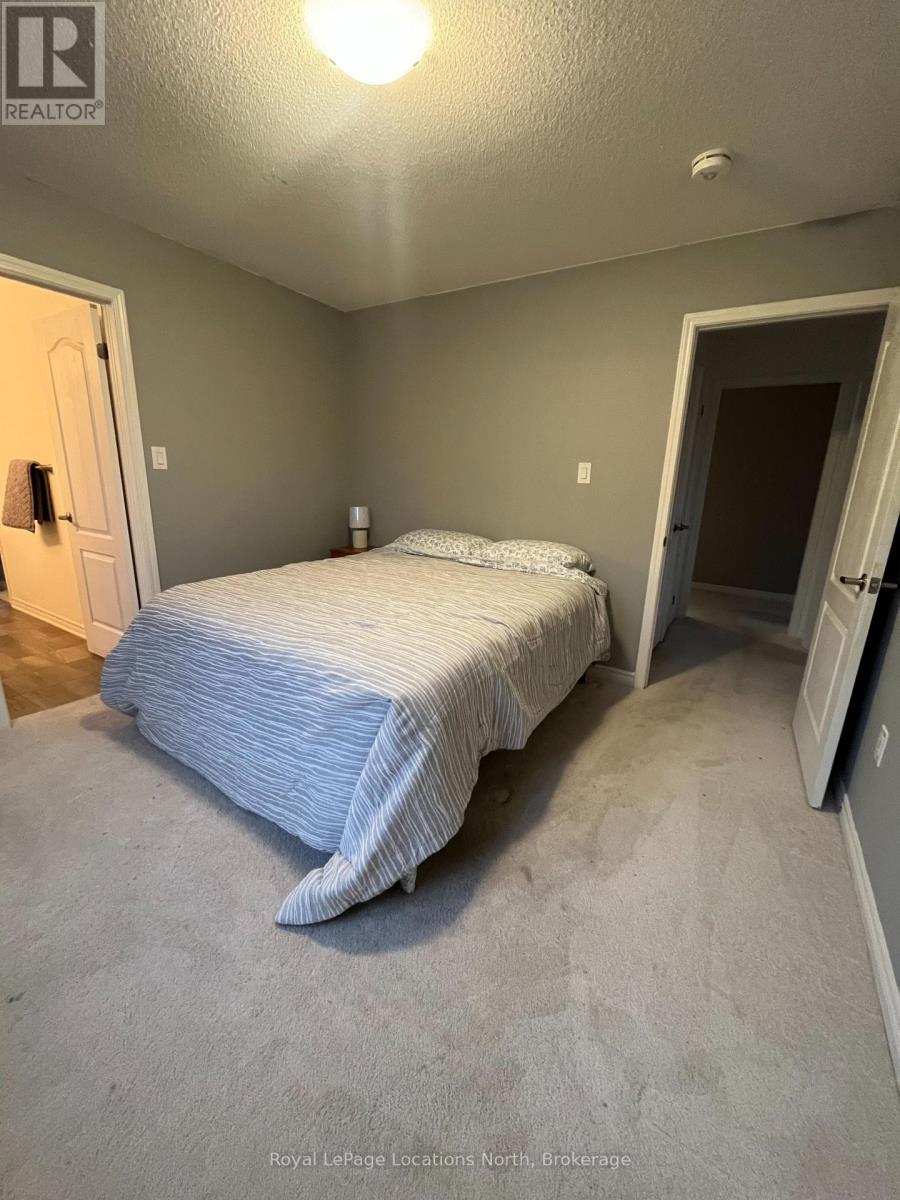 38 Sandhill Crane Drive, Wasaga Beach, Ontario  L9Z 0J6 - Photo 14 - S12496736