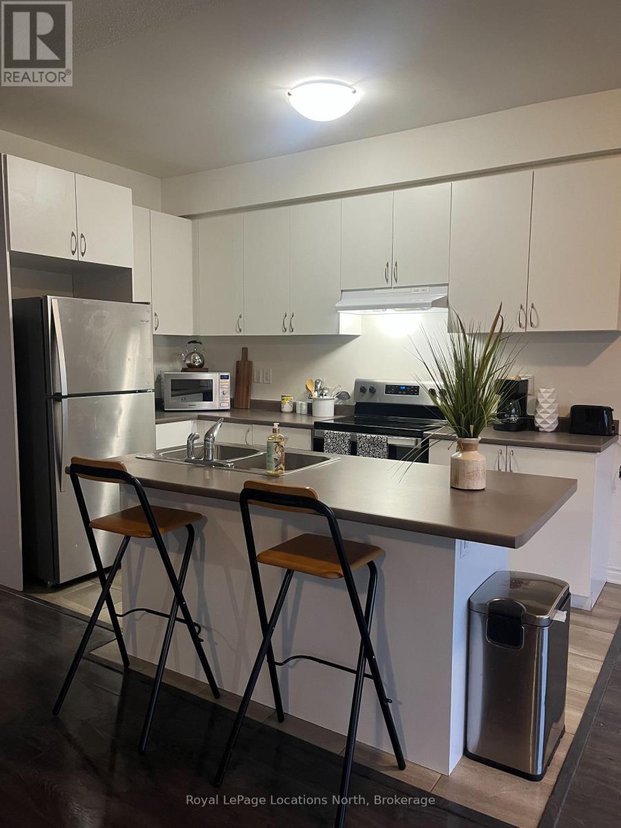 38 Sandhill Crane Drive, Wasaga Beach, Ontario  L9Z 0J6 - Photo 6 - S12496736