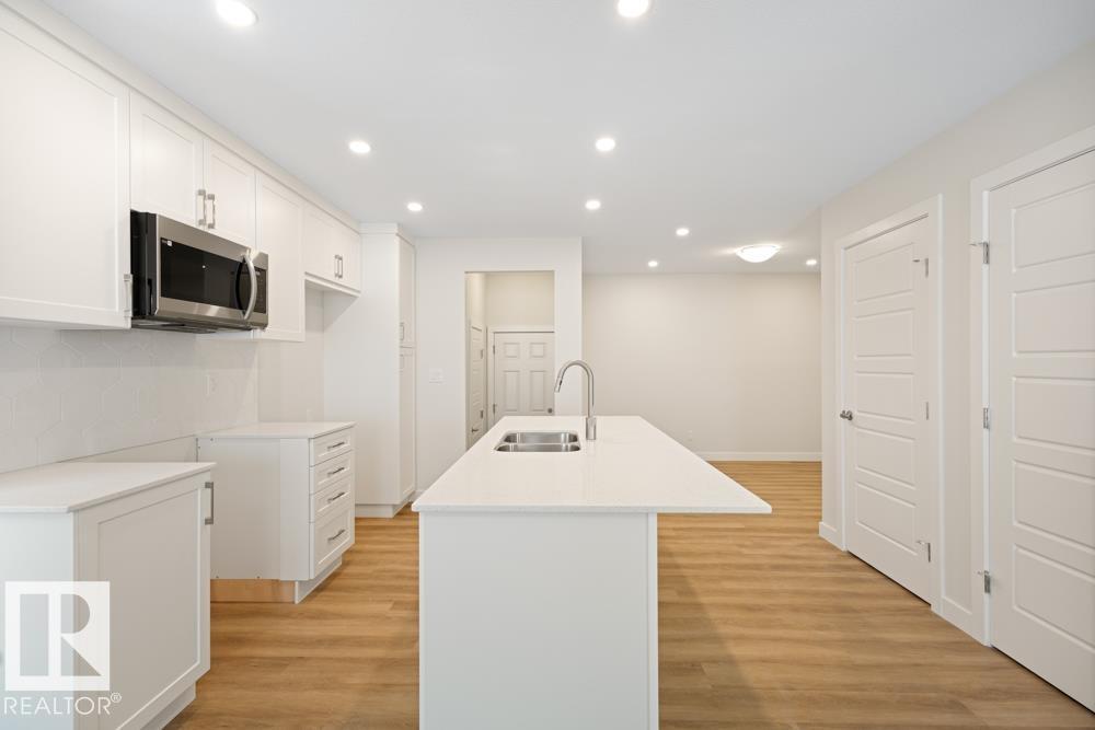 1033 Hearthstone Bv, Sherwood Park, Alberta  T8H 3B3 - Photo 5 - E4462898