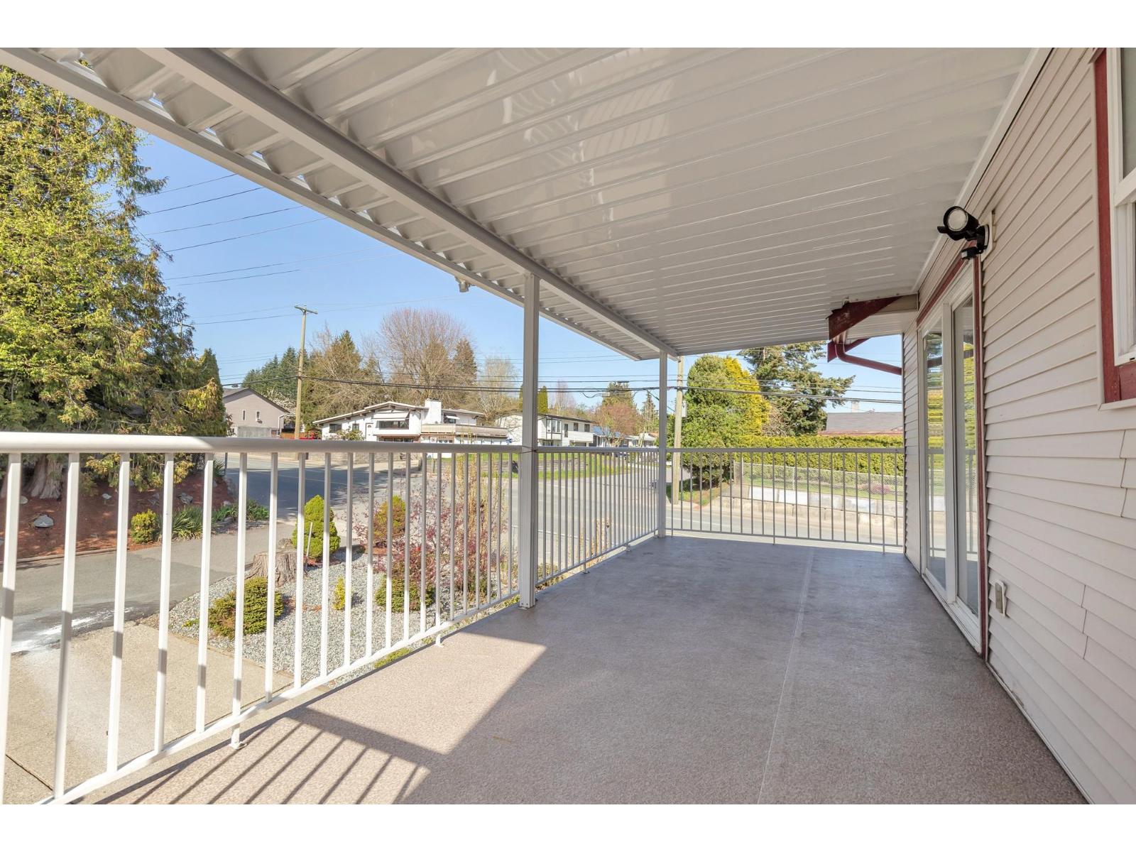8067 Cedar Street, Mission, British Columbia  V2V 3N2 - Photo 26 - R3063298