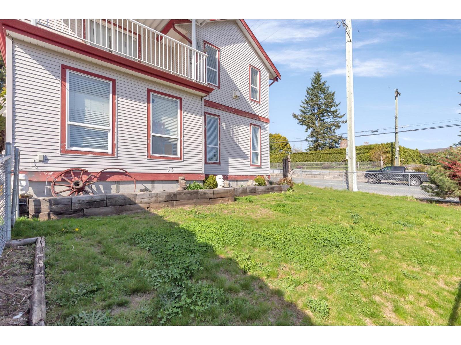 8067 Cedar Street, Mission, British Columbia  V2V 3N2 - Photo 28 - R3063298