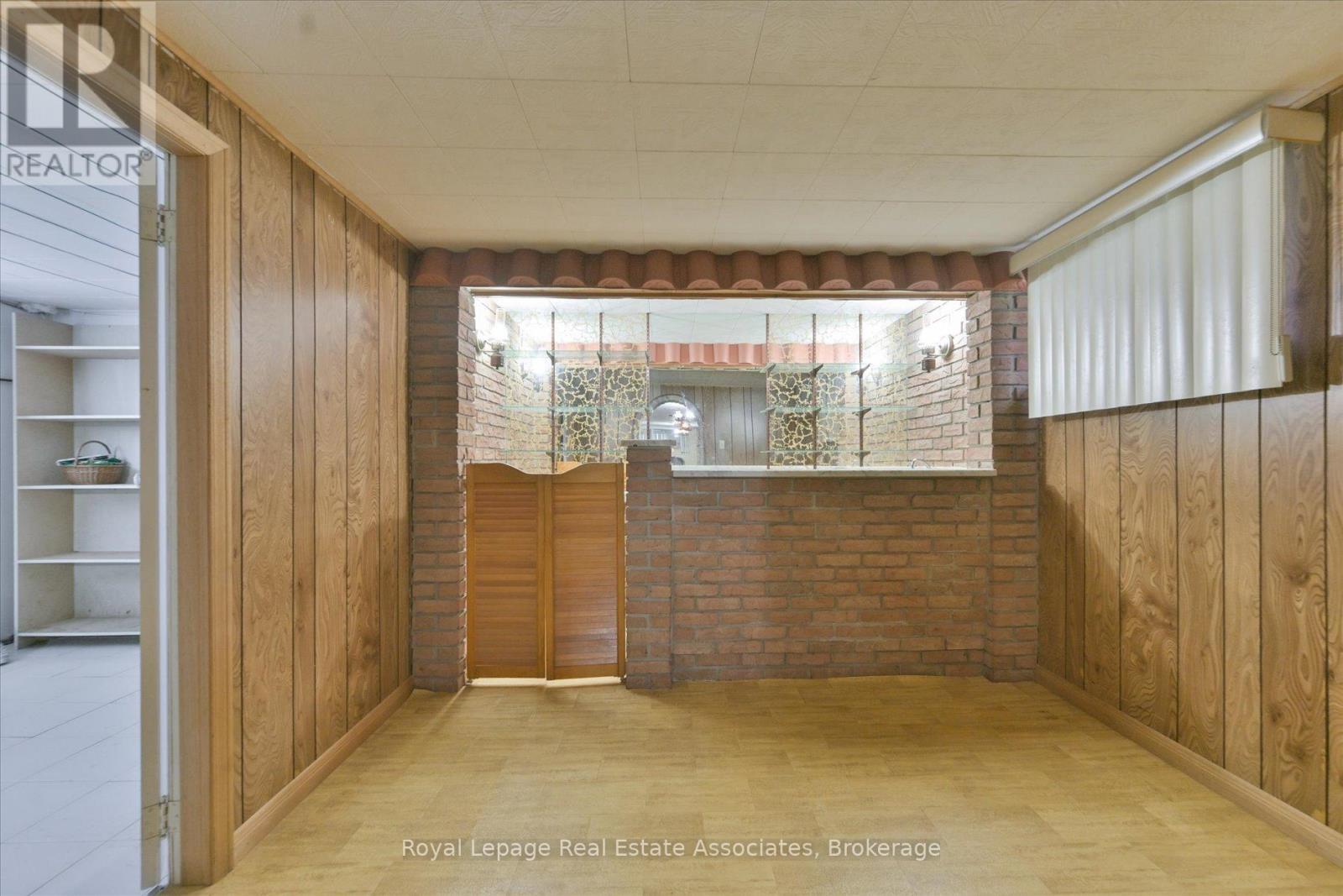 135 Jay Street, Toronto, Ontario  M6L 2M3 - Photo 34 - W12496516