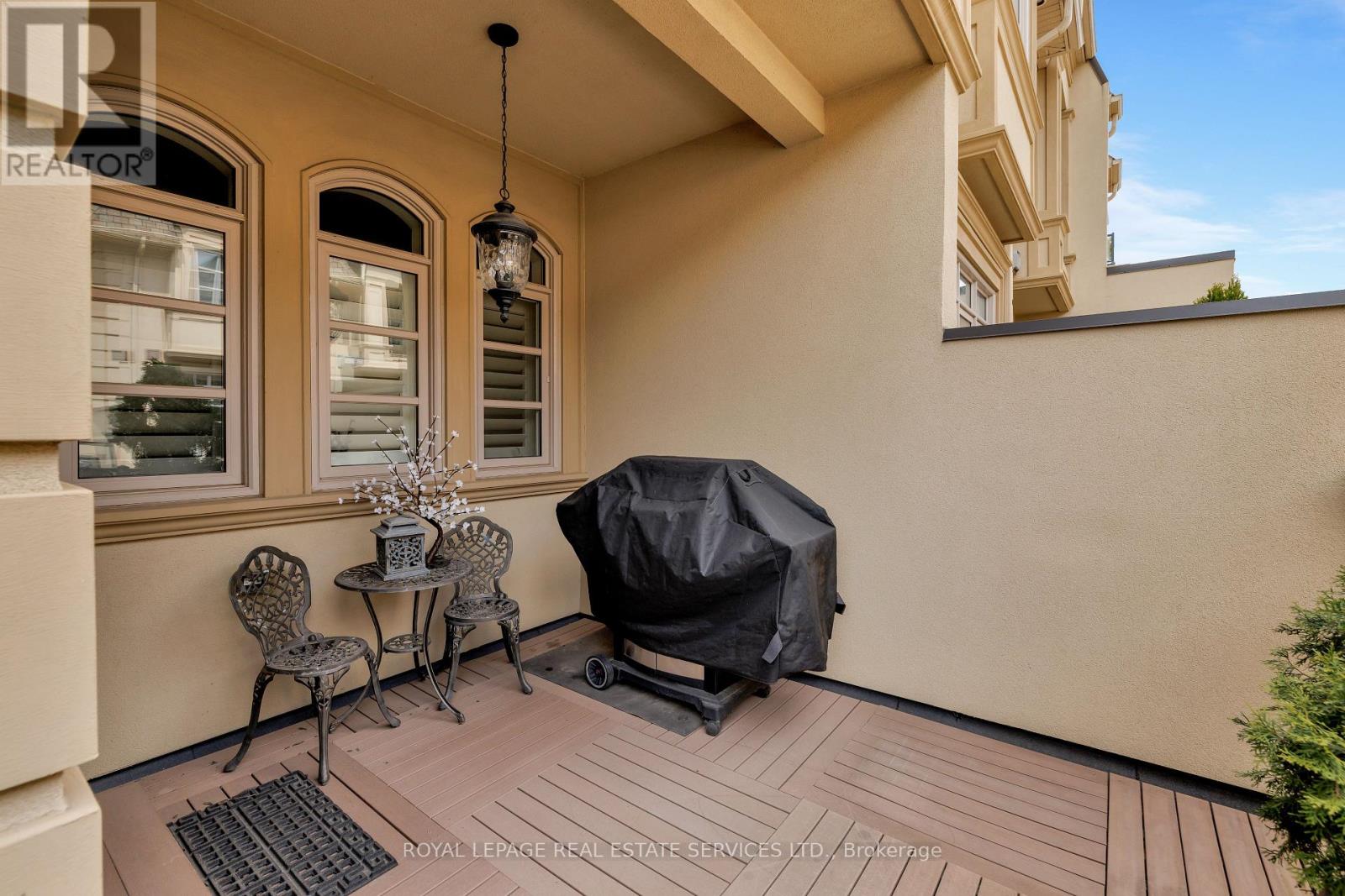 251 Hanover Street, Oakville, Ontario  L6K 0H3 - Photo 42 - W12496554