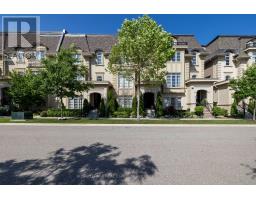 251 HANOVER STREET, Oakville, Ontario