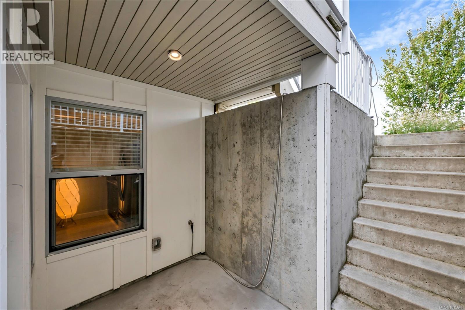 1040 Colville Rd, Esquimalt, British Columbia  V9A 4P7 - Photo 58 - 1015641