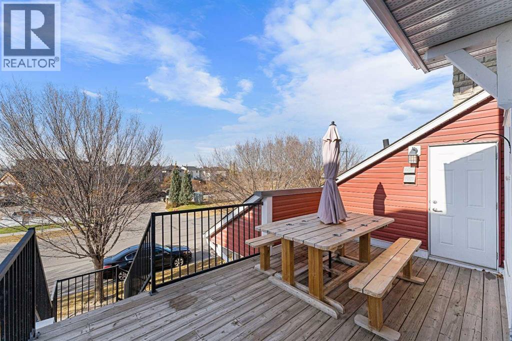 772 73 Street Sw, Calgary, Alberta  T2K 0P5 - Photo 3 - A2260970