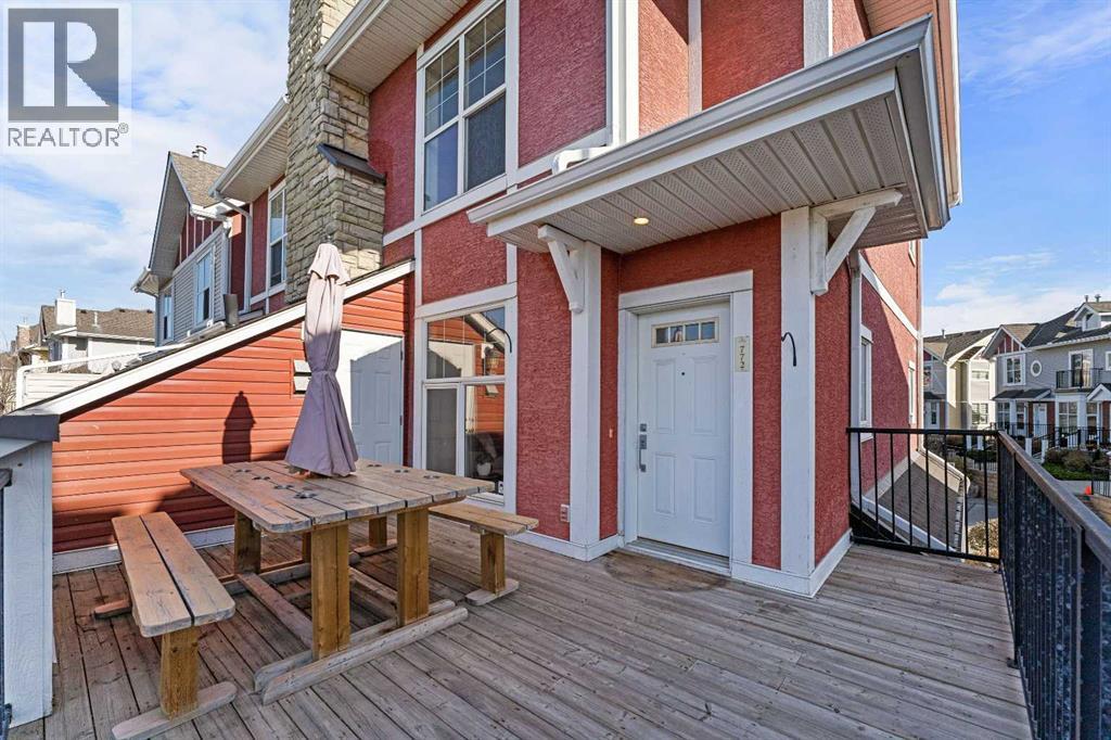 772 73 Street Sw, Calgary, Alberta  T2K 0P5 - Photo 4 - A2260970