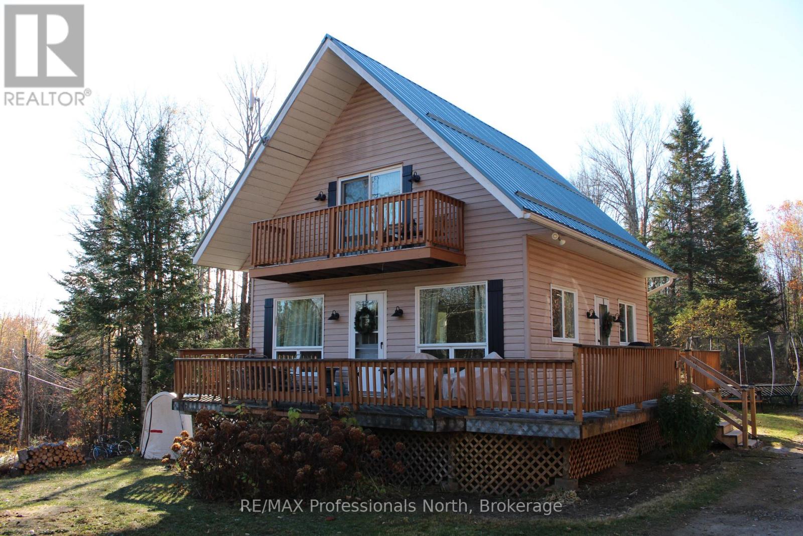 1121 Old Donald Road N, Dysart Et Al (Dysart), Ontario  K0M 1S0 - Photo 2 - X12496644