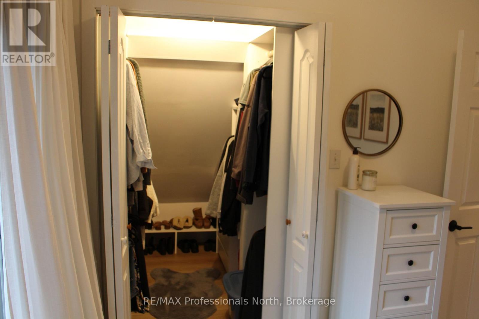 1121 Old Donald Road N, Dysart Et Al (Dysart), Ontario  K0M 1S0 - Photo 30 - X12496644