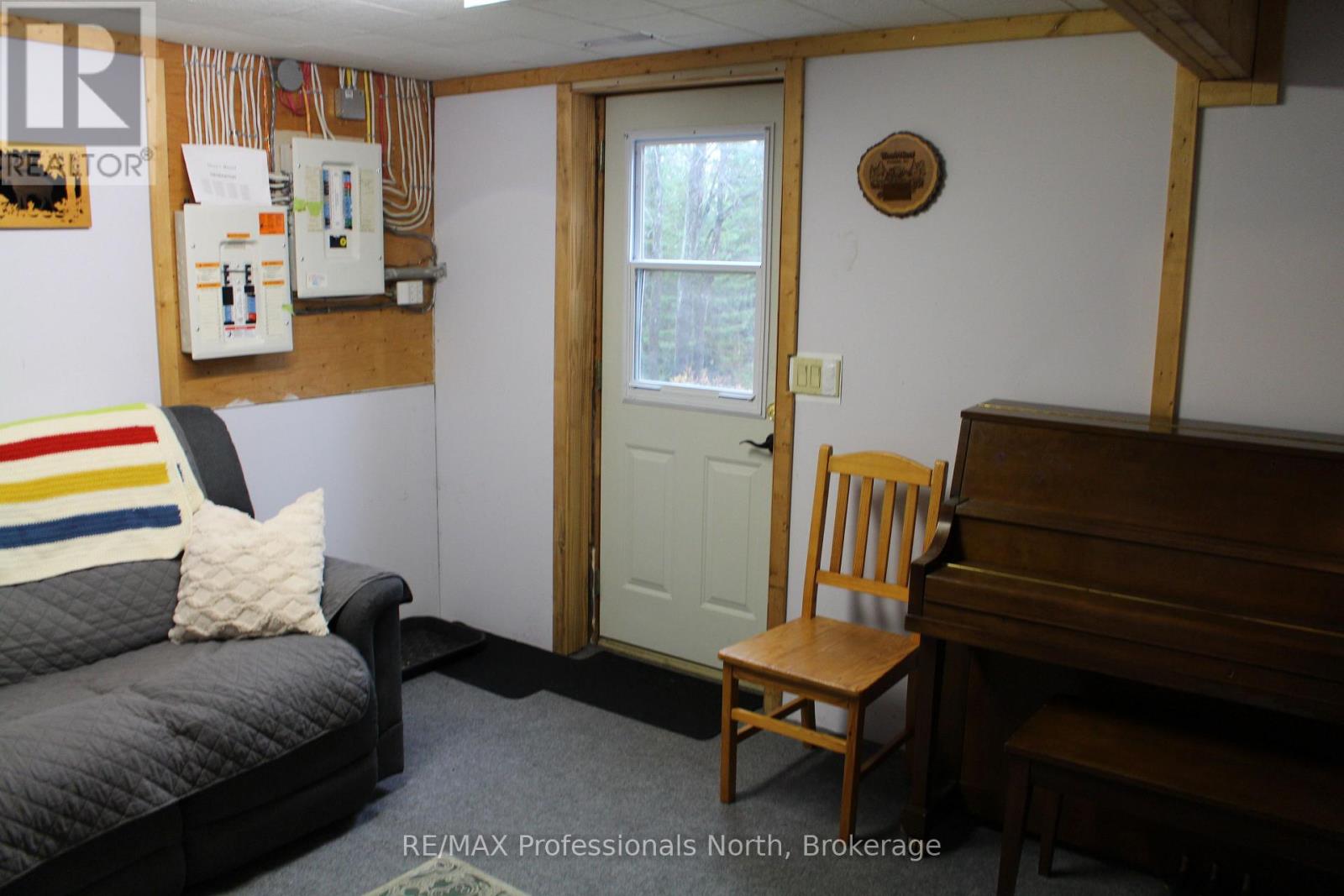 1121 Old Donald Road N, Dysart Et Al (Dysart), Ontario  K0M 1S0 - Photo 33 - X12496644