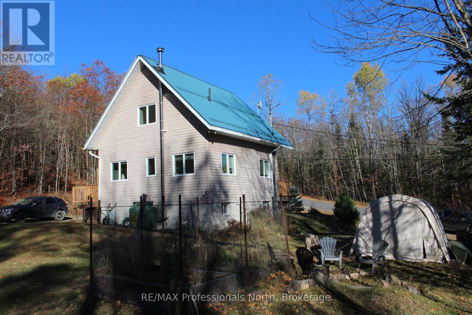 1121 Old Donald Road N, Dysart Et Al (Dysart), Ontario  K0M 1S0 - Photo 7 - X12496644