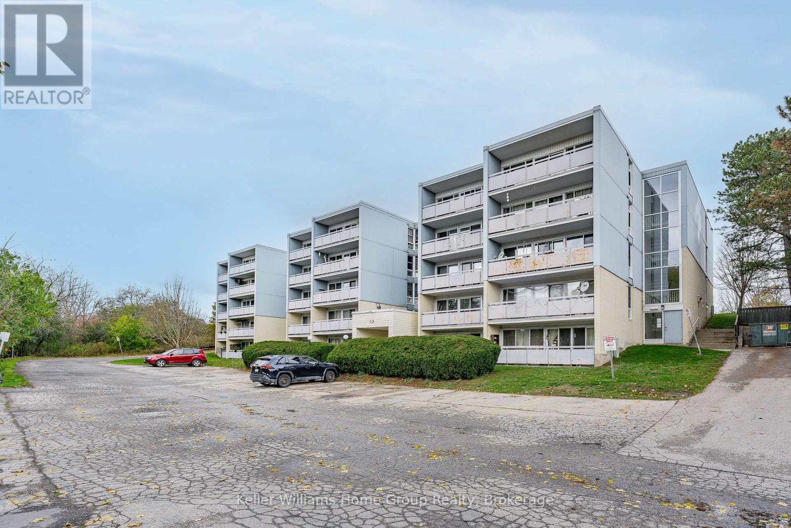 408 - 91 CONROY CRESCENT, Guelph, Ontario