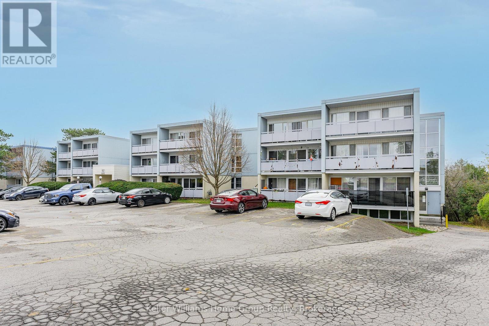 408 - 91 Conroy Crescent, Guelph, Ontario  N1G 2V5 - Photo 2 - X12496750