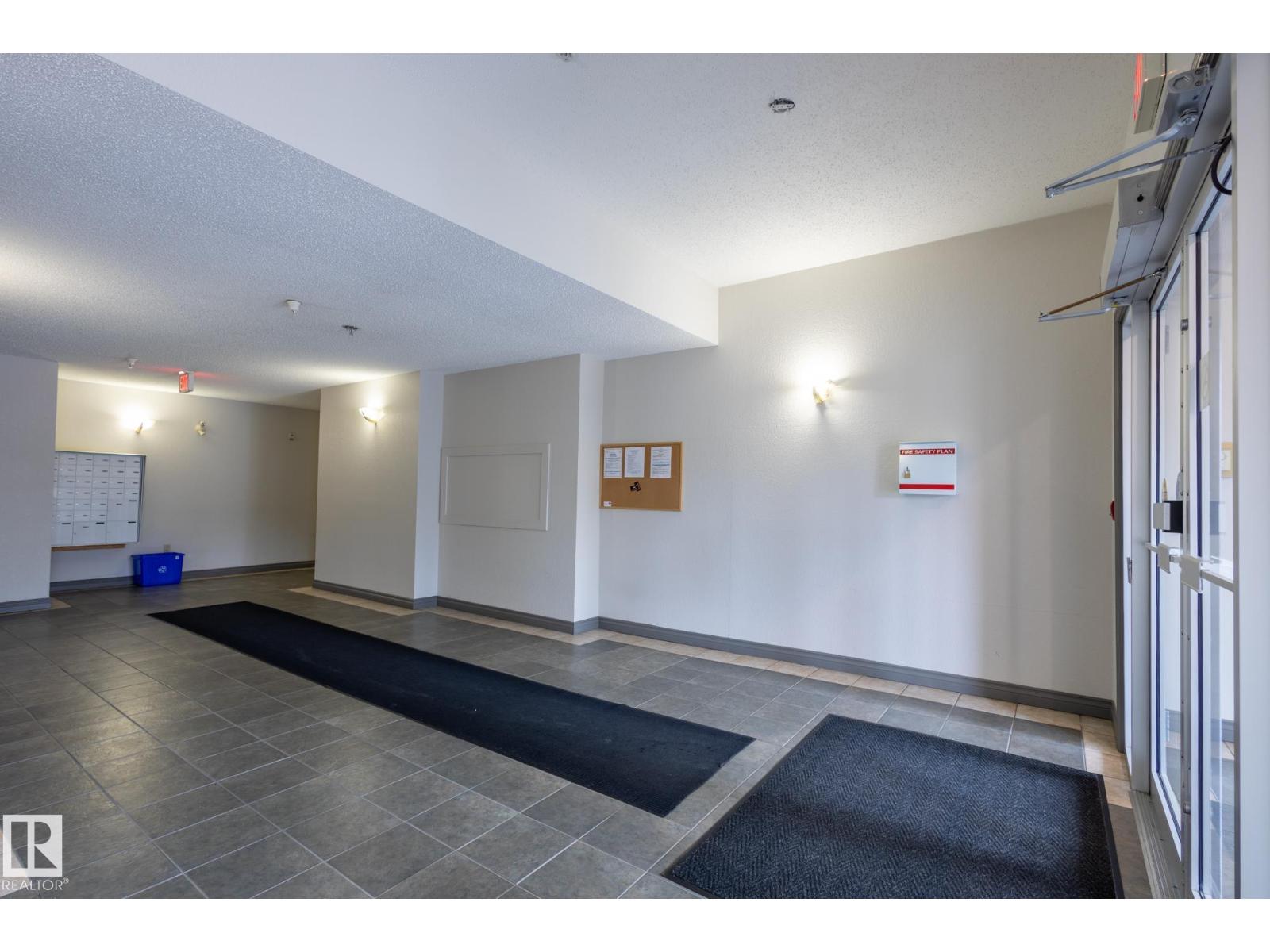 #404 11446 40 Av Nw, Edmonton, Alberta  T6J 0R5 - Photo 2 - E4464237