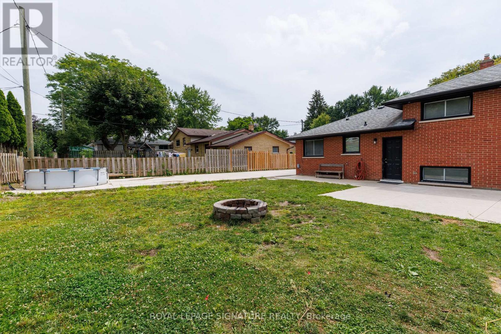 18 Silverdale Crescent, London South, Ontario  N5Z 4A4 - Photo 20 - X12496524