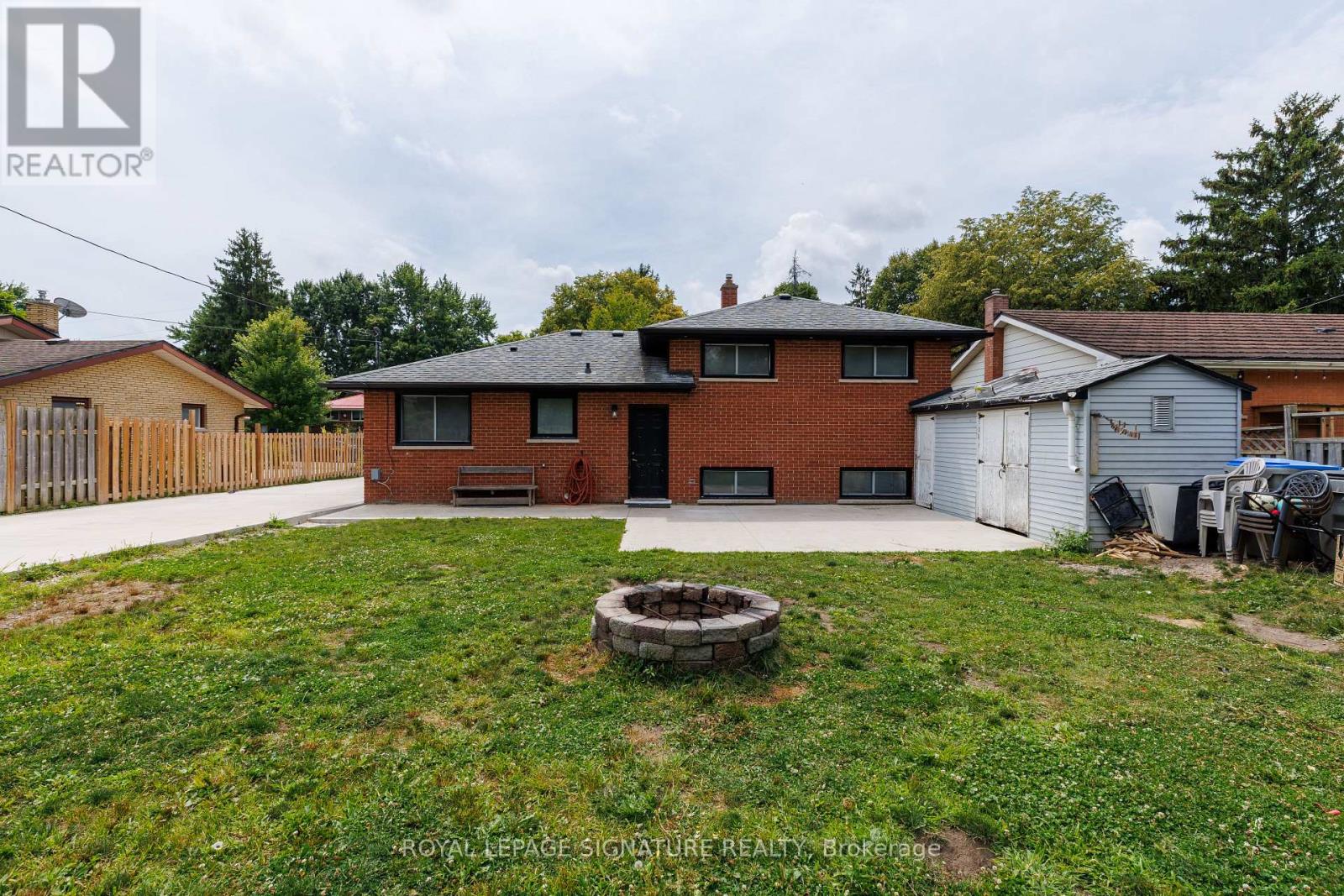 18 Silverdale Crescent, London South, Ontario  N5Z 4A4 - Photo 21 - X12496524