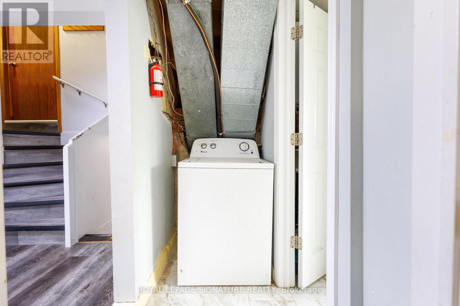 18 Silverdale Crescent, London South, Ontario  N5Z 4A4 - Photo 24 - X12496524