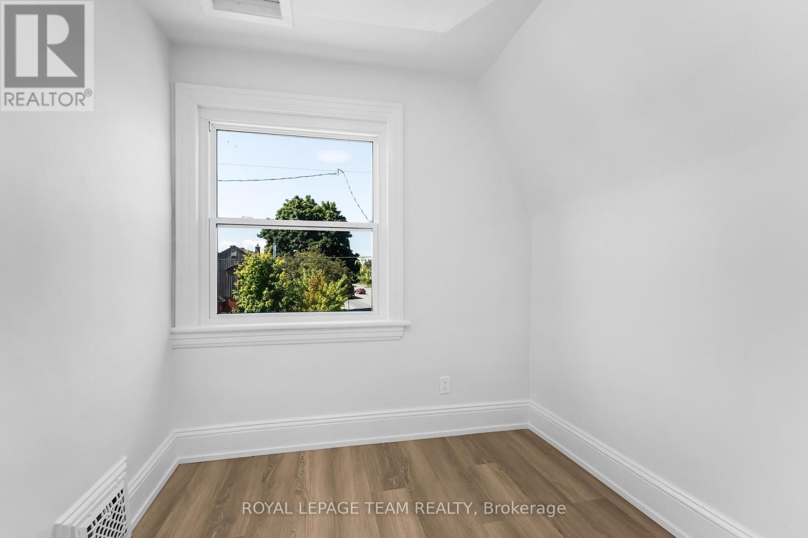 5 Gilchrist Avenue, Ottawa, Ontario  K1Y 0M7 - Photo 31 - X12443403