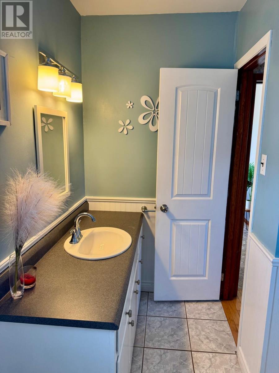 5915 Northside Road, North Lake, Prince Edward Island  C0B 2B0 - Photo 12 - 202527011