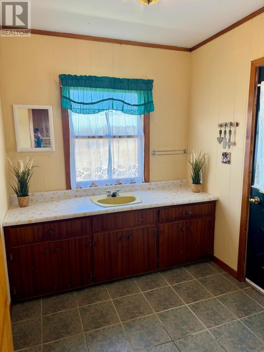 5915 Northside Road, North Lake, Prince Edward Island  C0B 2B0 - Photo 23 - 202527011