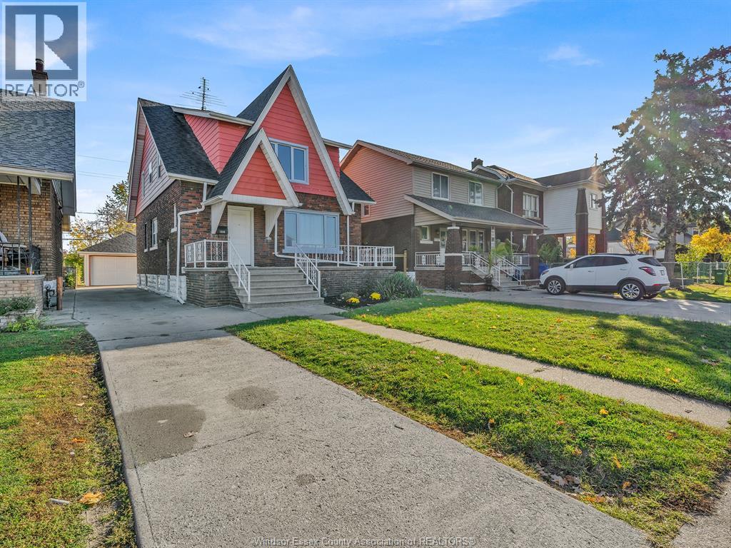 1384 Parent, Windsor, Ontario  N8X 4J3 - Photo 2 - 25027660