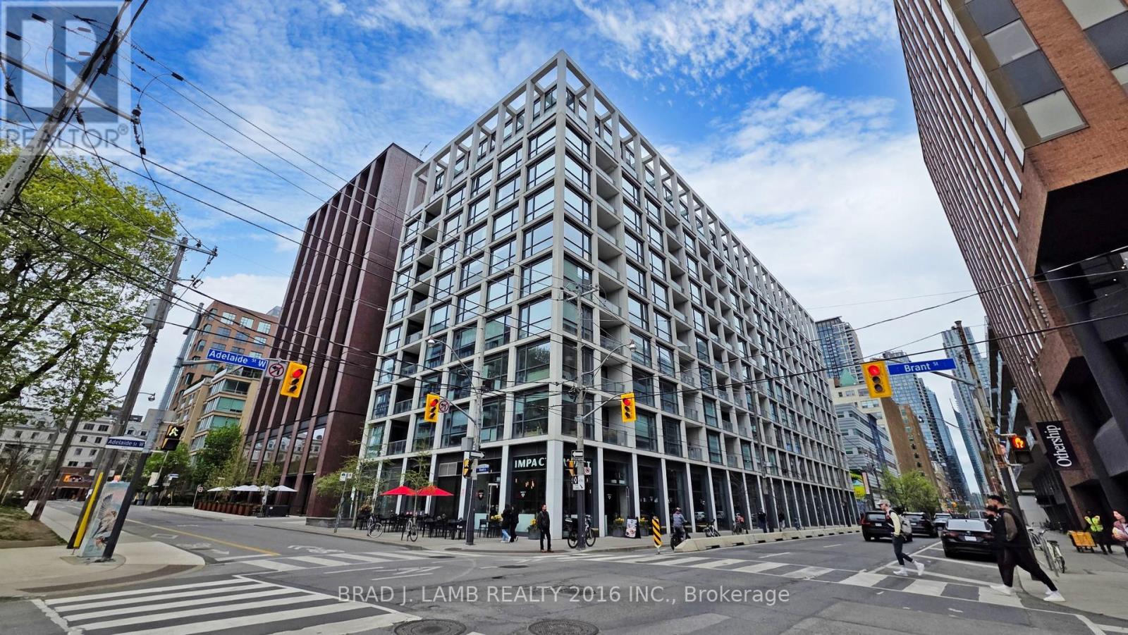 518 - 39 Brant Street W, Toronto, Ontario  M5V 0M8 - Photo 2 - C12496634