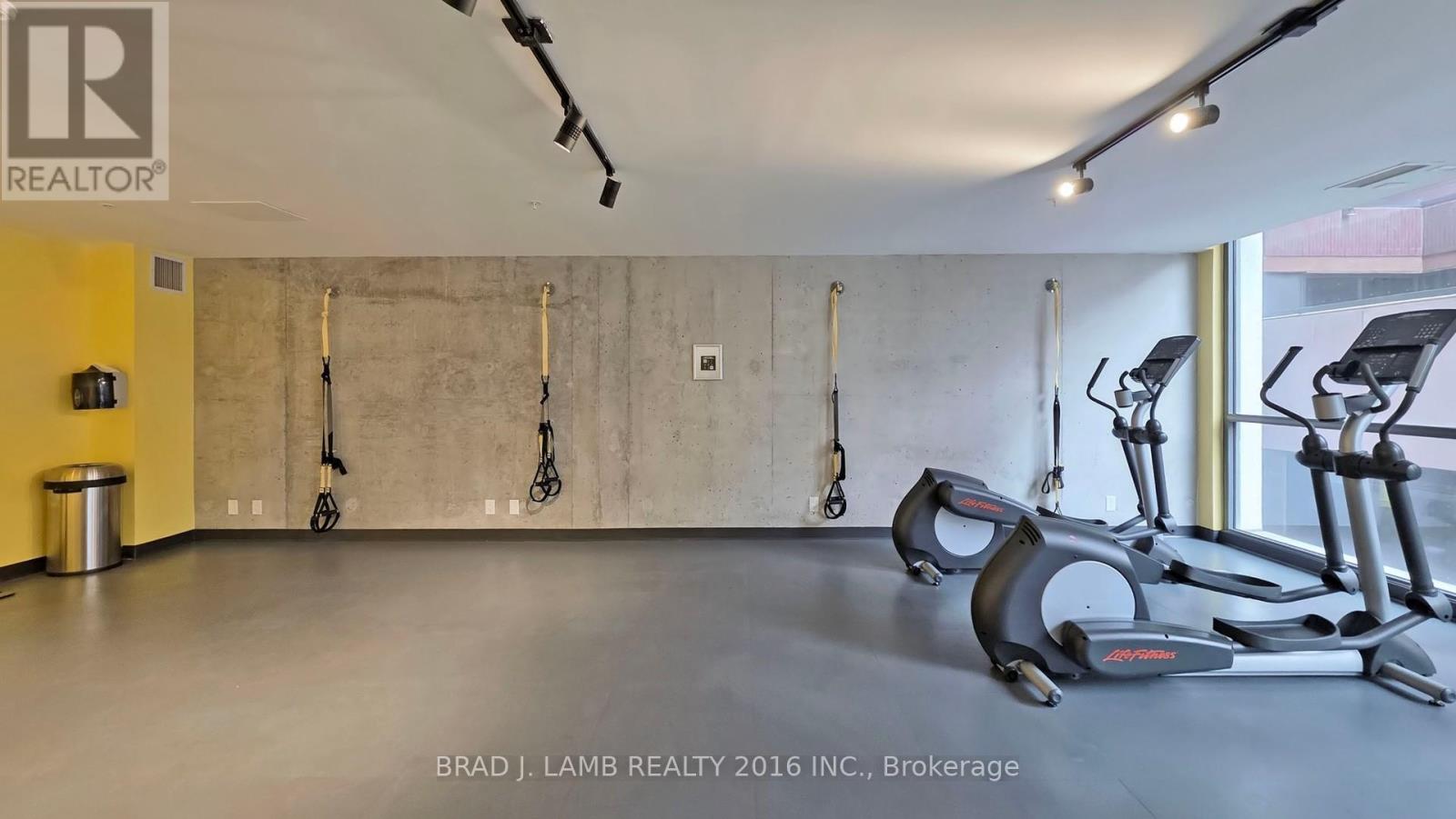 518 - 39 Brant Street W, Toronto, Ontario  M5V 0M8 - Photo 25 - C12496634