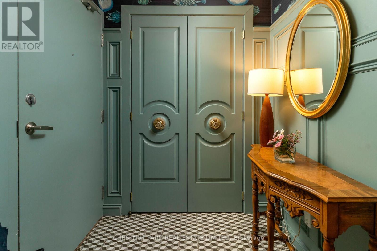 709 - 10 Navy Wharf Court, Toronto, Ontario  M5V 3V2 - Photo 2 - C12496666