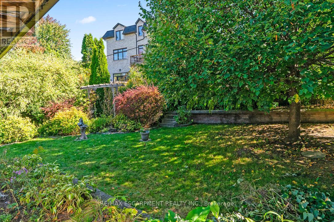 7 Delverton Place, Toronto, Ontario  M2S 1Y5 - Photo 36 - C12496708