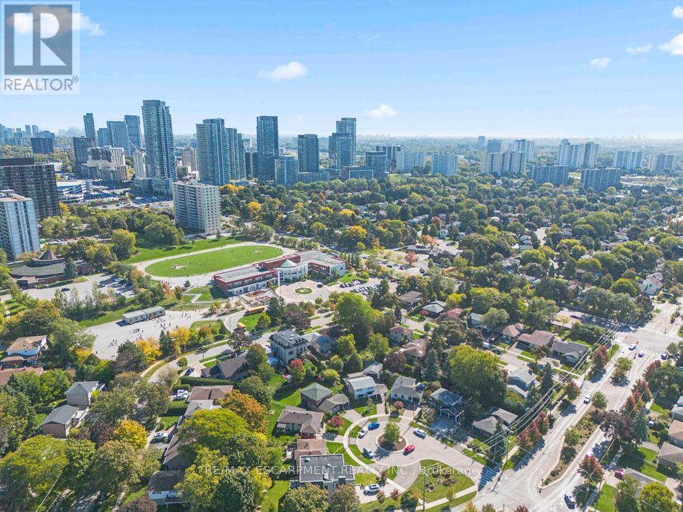 7 Delverton Place, Toronto, Ontario  M2S 1Y5 - Photo 44 - C12496708