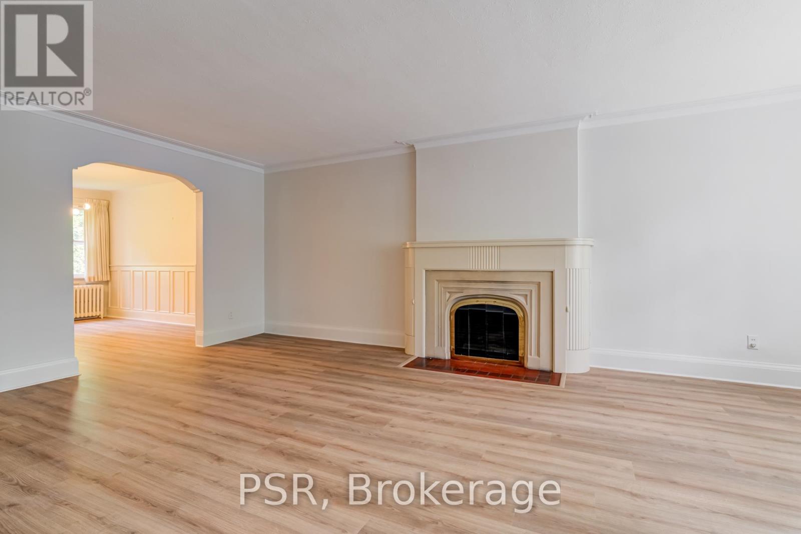 2 Aldbury Gardens, Toronto, Ontario  M4N 1B7 - Photo 10 - C12496744