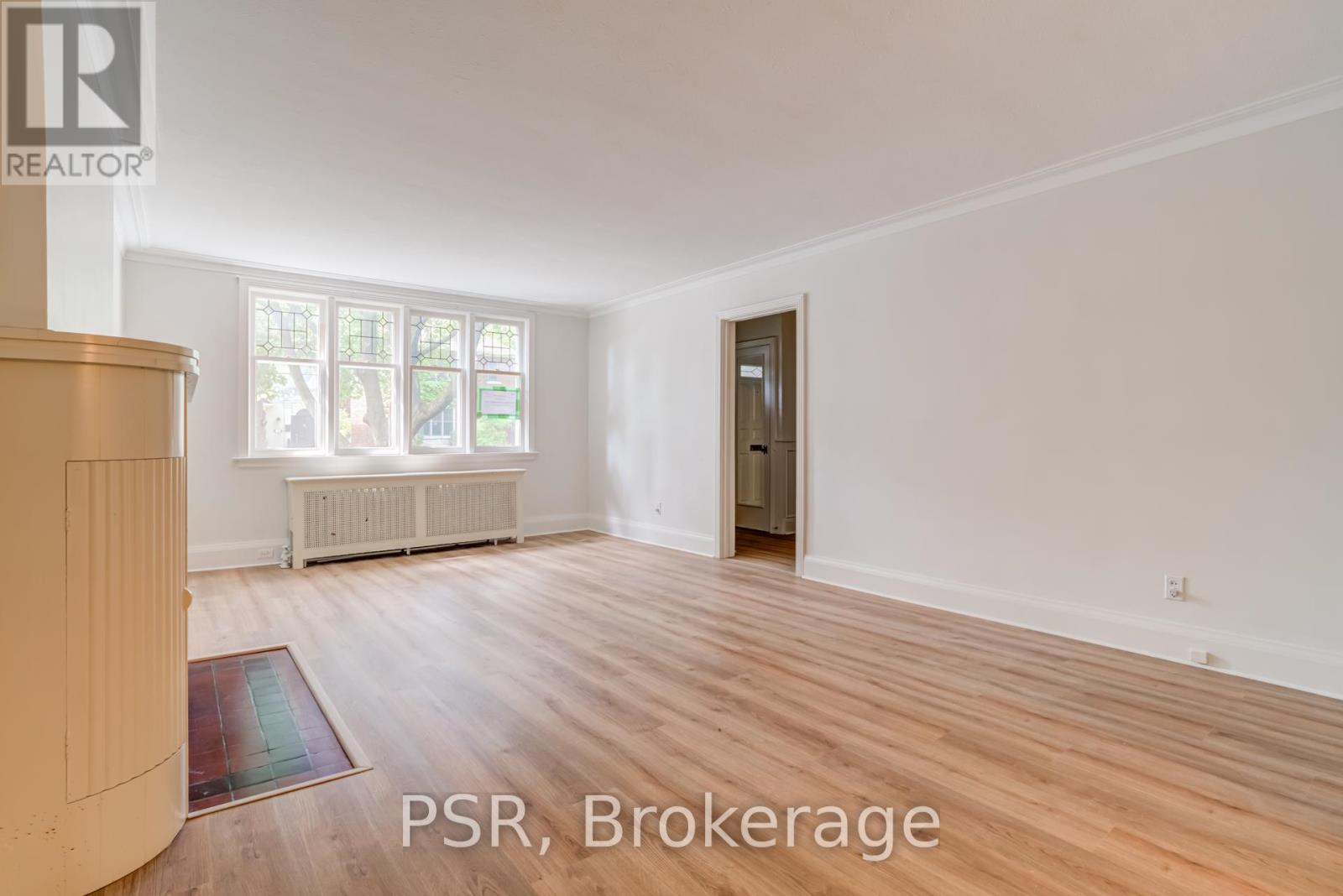 2 Aldbury Gardens, Toronto, Ontario  M4N 1B7 - Photo 11 - C12496744